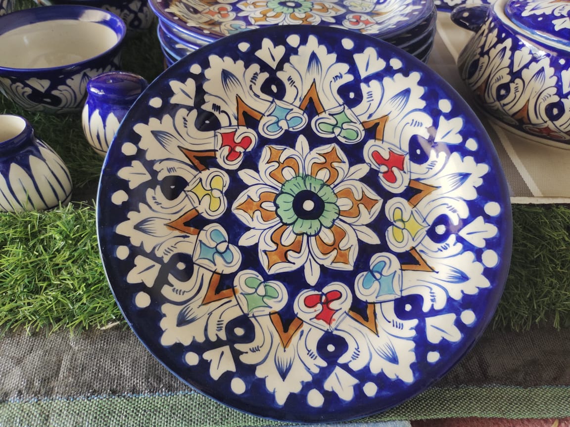 Dinner Set Multi TRD | 8 PERSON SERVING (70 PCS)