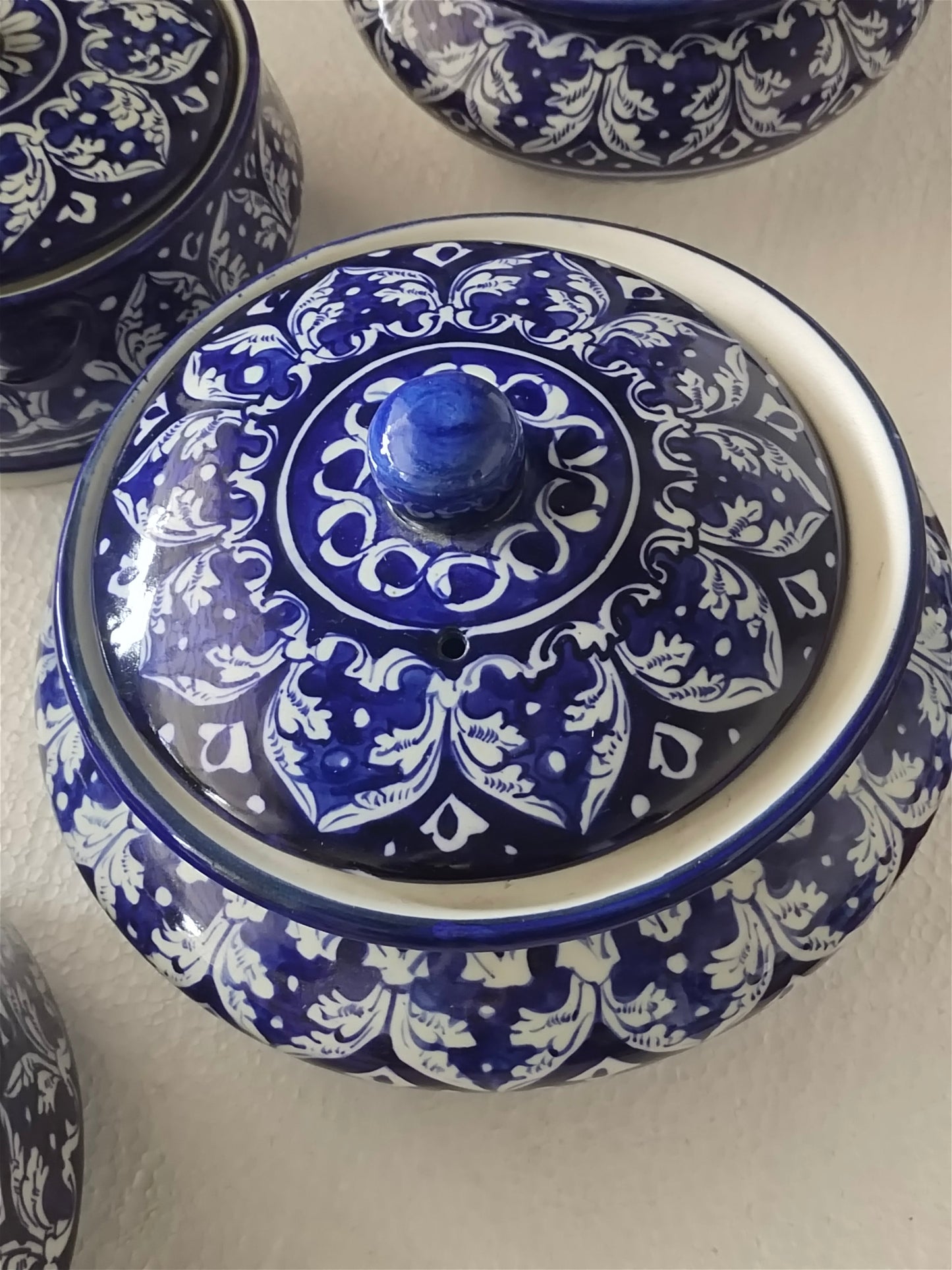 Ceramic Handmade Handies & Pots with Cover - Large Size 8 inch
