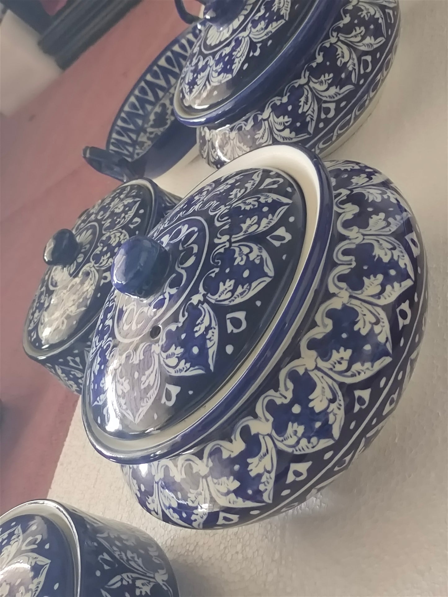 Ceramic Handmade Handies & Pots with Cover - Large Size 8 inch