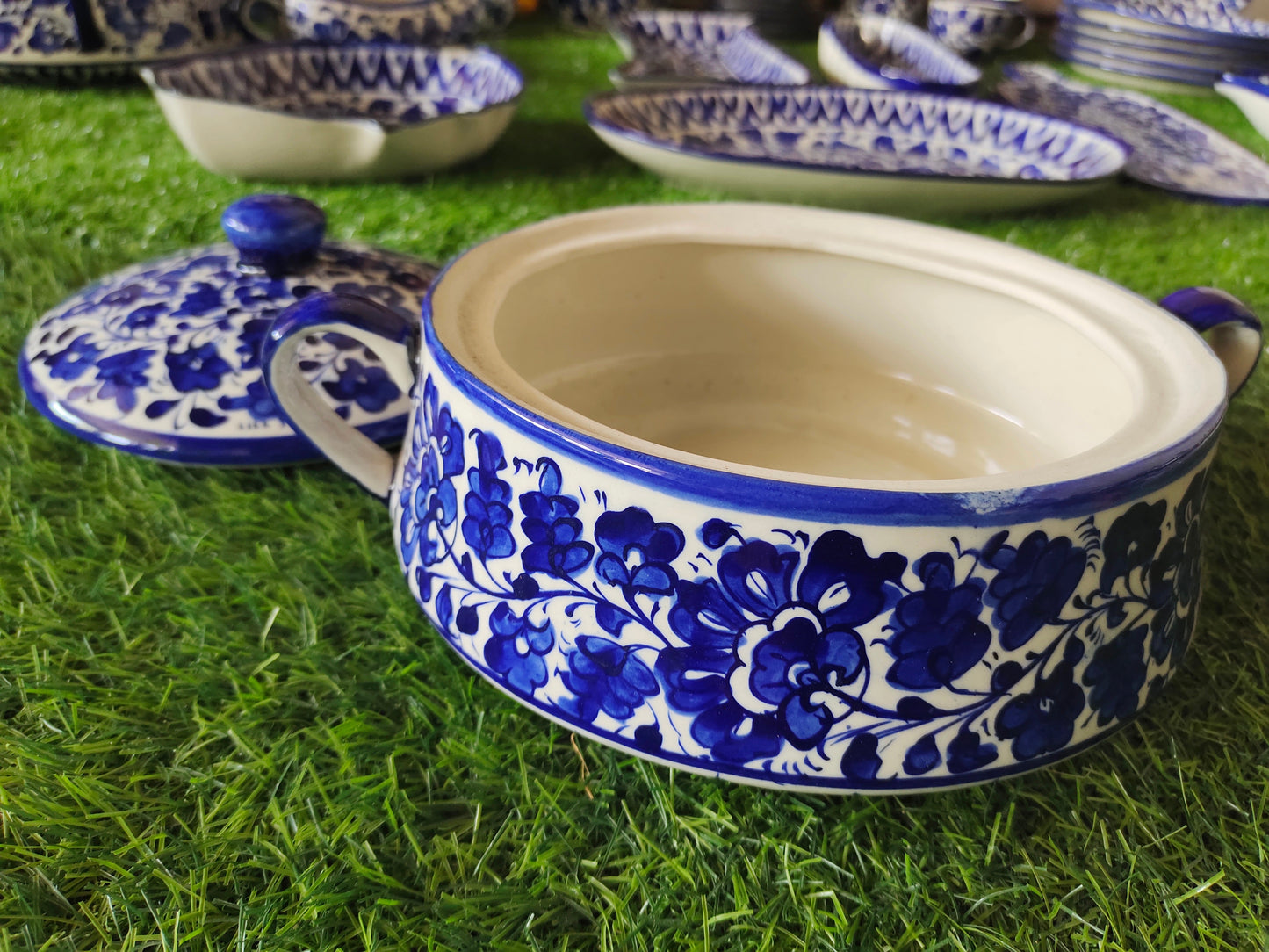 Ceramic Handmade Salan Donga With Lid Cover Size Medium 8 inch