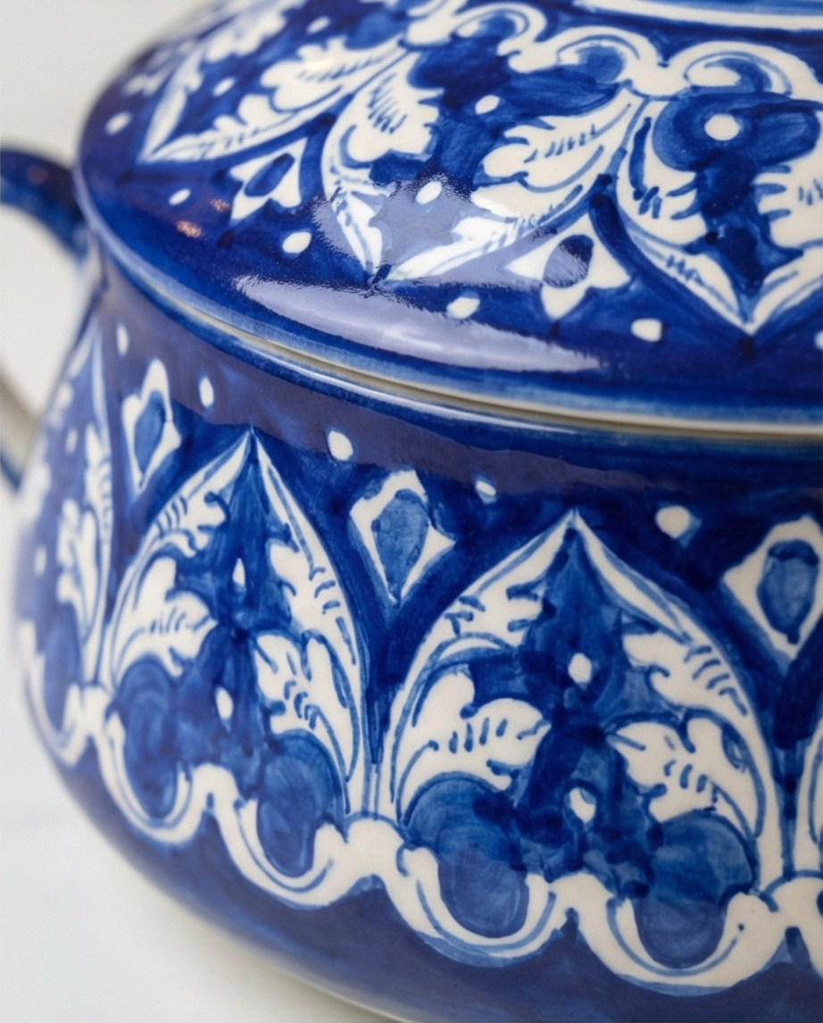 Ceramic Handmade Cover Pot