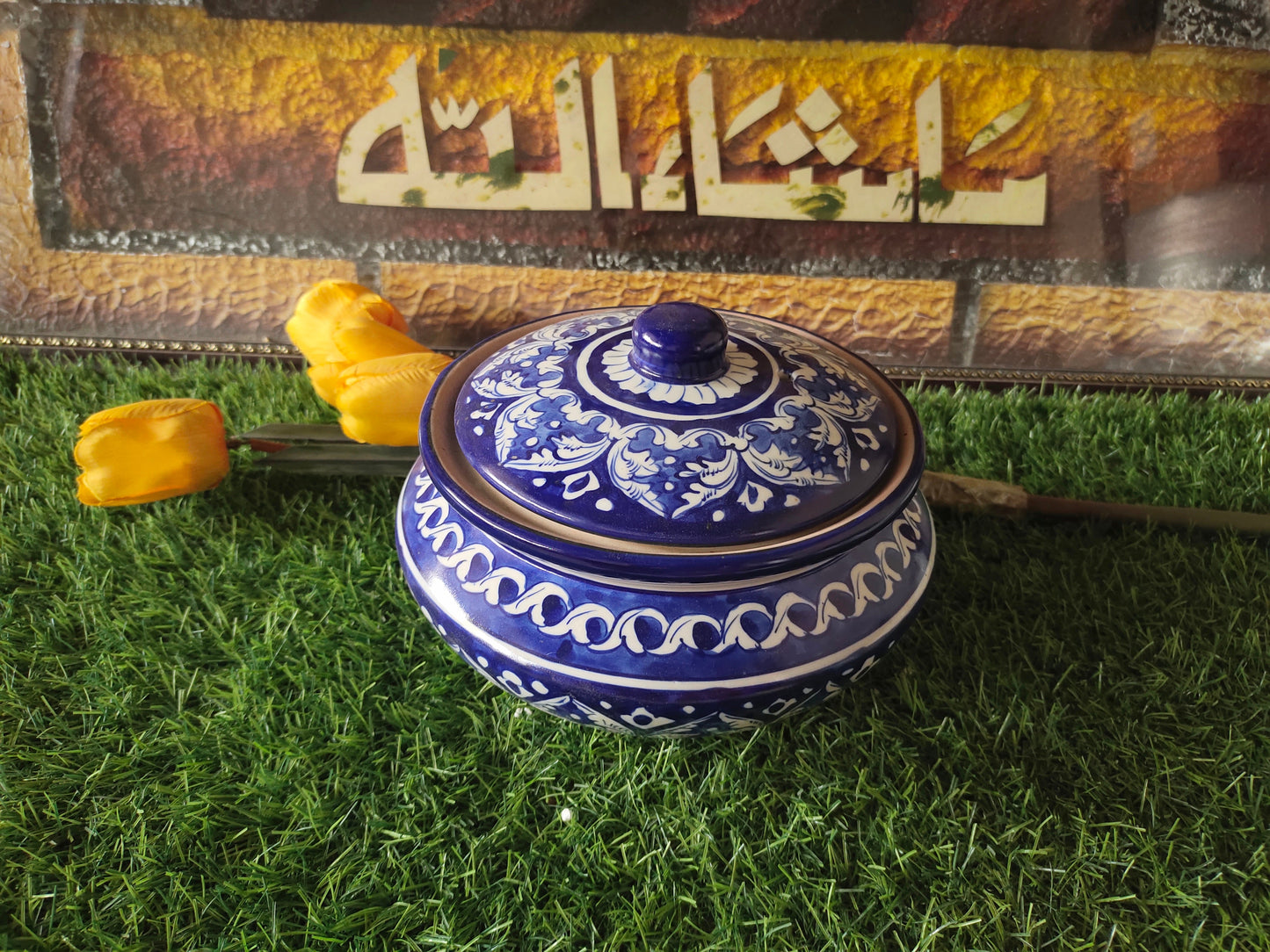 Ceramic Handmade Handies & Pots with Cover | Medium Size 7 inch